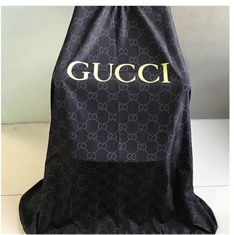 Amazon.com: Gucci Barber Cape